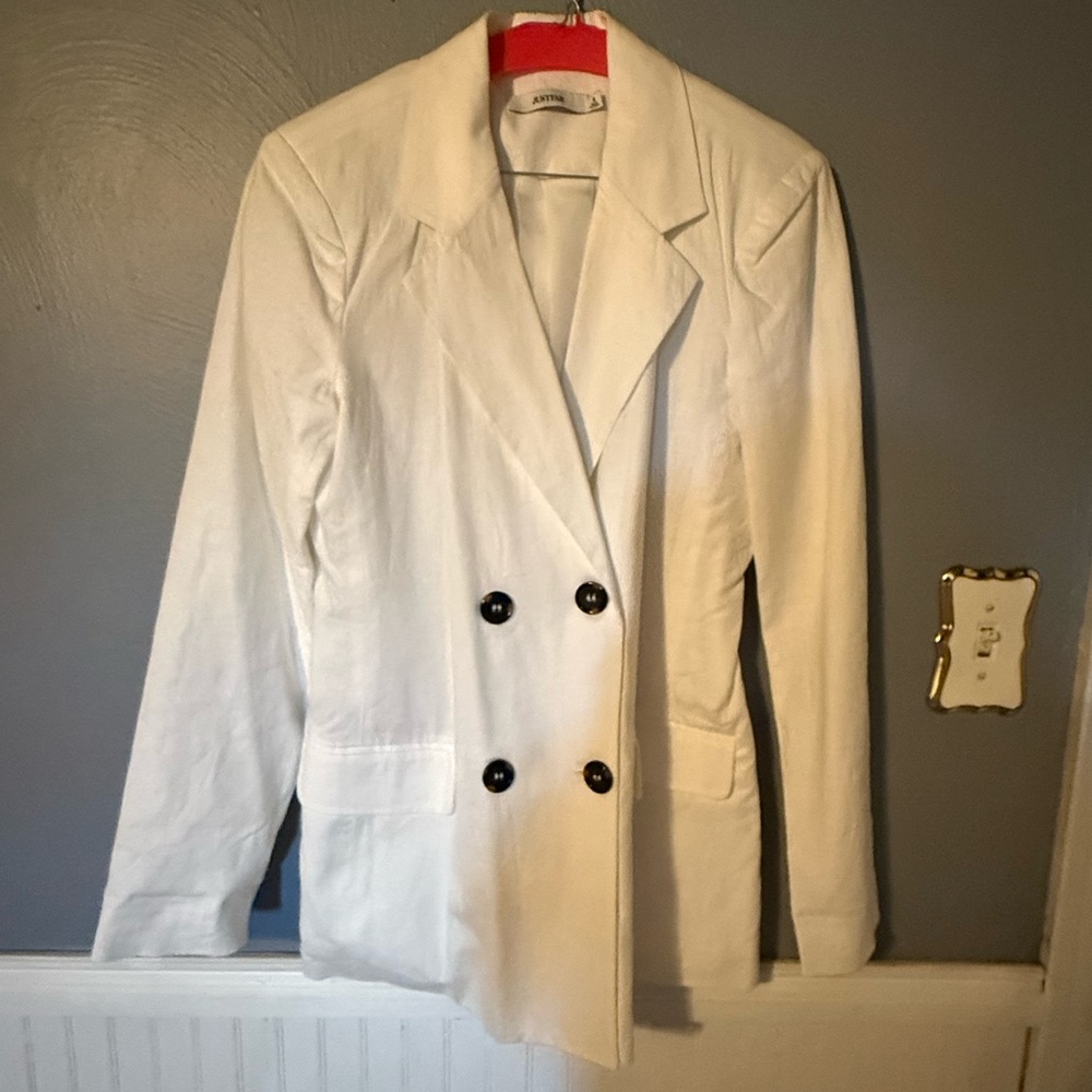 White Linen Double-Breasted Blazer size medium- NWOT